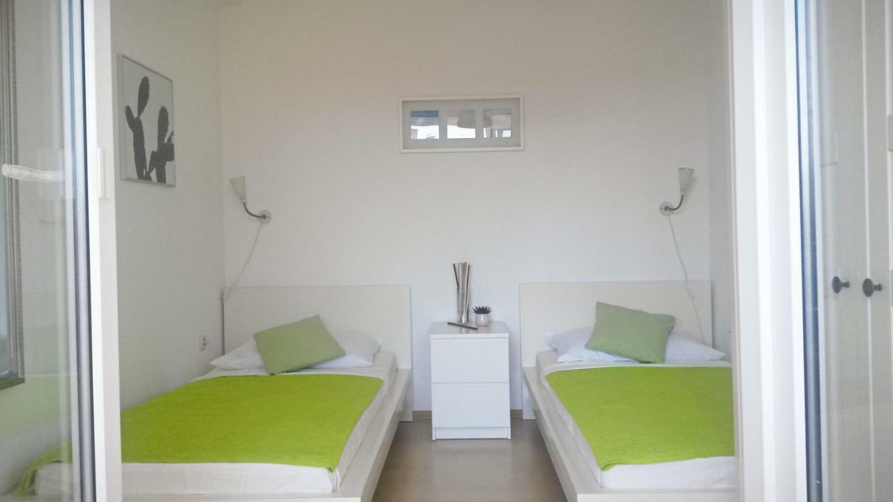 Apartment Zea Novalja Luaran gambar